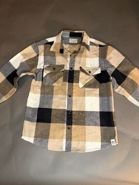 Free Planet Boys Neutral Buffalo Plaid Flannel Shirt | Size 10/12